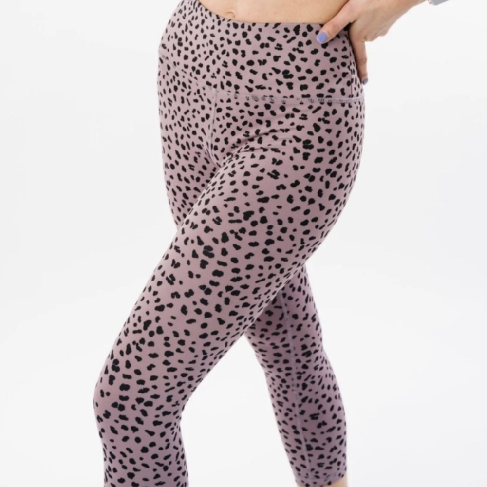 ZYIA 6-8 Lilac Jaguar Fit N Free Legging